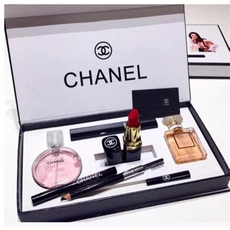 chanel cosmetics gift set|Chanel free gifts with purchase.